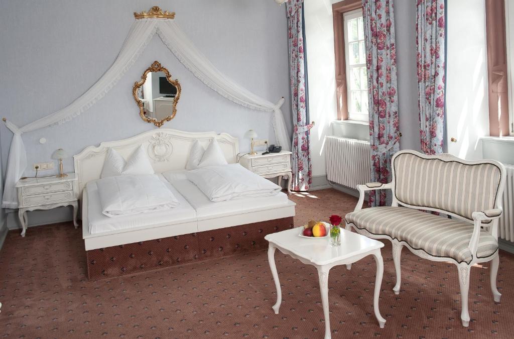 Schlosshotel Hirschhorn Oda fotoğraf